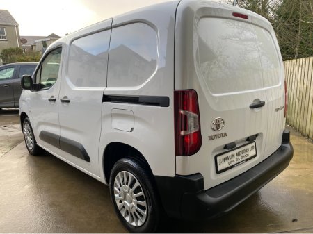 2023 Toyota Proace City City Icon L1 HDi 100 €15,995 thumbnail
