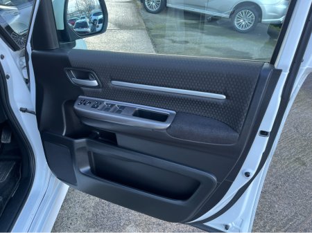 2020 Honda Stepwagon SPADA 7 SEATER HYBRID 2.0 PETROL //LOW MILES//ADAPTIVE CRUISE CONTROL//KEYLESS ENTRY//REVERSE CAMERA//POWER SLIDING REAR DOORS// €29,950 thumbnail