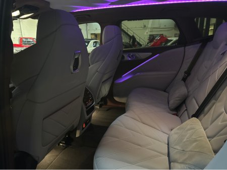 2024 BMW XM 50E PHEV AUTO MEGA SPEC €124,950 thumbnail