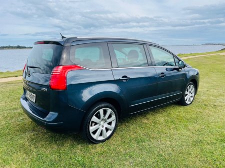 2016 Peugeot 5008 1.6 HDI BLUE 120 ALLURE AUTO 5DR €12,450 thumbnail