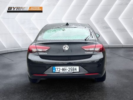 2017 Vauxhall Insignia 1.6 Design NAV Turbo D 5DR Auto €10,995
