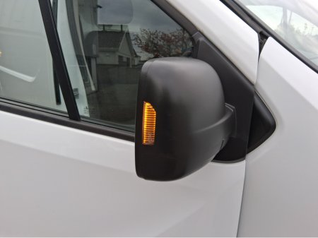 2023 Renault Trafic SL28 B-NESS + BLUE BUSINESS PLUS DCI €20,731