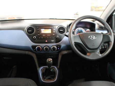 2018 Hyundai i10 Classic 4DR €8,950 thumbnail