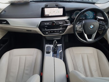 2019 BMW 5 Series 520d SE Auto €27,995
