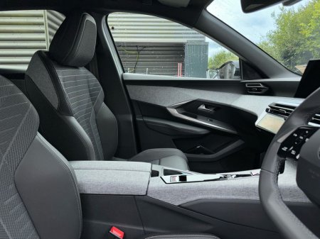 2026 Peugeot 3008 1.2 HYBRID ALLURE *€500 DUNNES VOUCHER* €90 P/W 3YRS €47,170 thumbnail