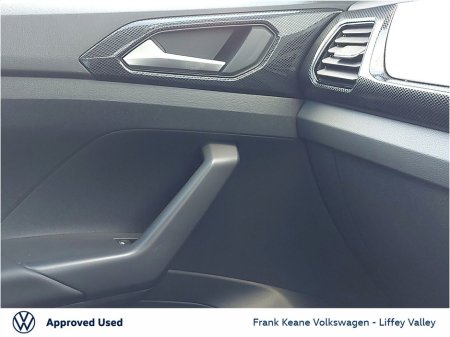 2025 Volkswagen T-Cross EDITION 75 1.0TSI 95BHP *PURE WHITE* *DELIVERY KMS* *252D REG* *BIG SAVINGS VS NEW CAR* *WHILE STOCKS LAST* *PCP 3 YRS FROM €276PM* €29,995 thumbnail