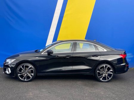 2022 Audi A3 S-LINE PACK 2.0 TDI 30 // PARKING SENSORS // SPORT SEATS // WIRELESS CHARGING BAY €27,950