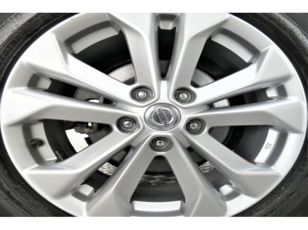 2017 Nissan X-Trail 1.6D XE 6SPD 5SEATS €16,890 thumbnail