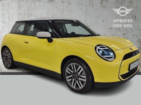 2024 MINI Hatch Cooper E €26,975