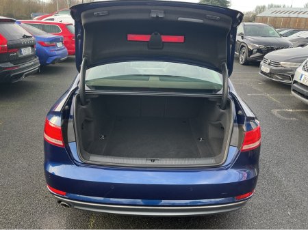 2017 Audi A4 2.0 TDI SPORT ULTRA 150PS 4 4DR AUTO SE 35 163PS €19,995 thumbnail