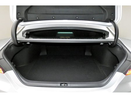 2017 Toyota Camry UPGRADED ALLOYS*10"ANDROID PLAYER*REVERSE CAM* €19,890 thumbnail