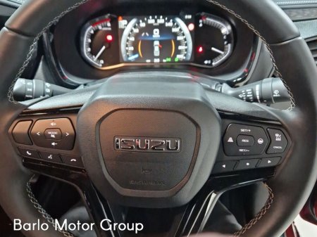 2026 Isuzu D-MAX LSE thumbnail