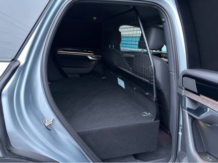 2023 Volkswagen Touareg N1 2 Seat Commercial Van €49,950 thumbnail