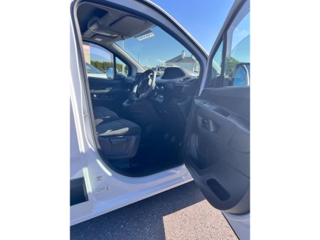 2021 Peugeot Partner  €16,950
