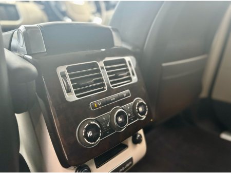 2014 Land Rover Range Rover VOGUE TDV6 258 BHP!! €27,950 thumbnail