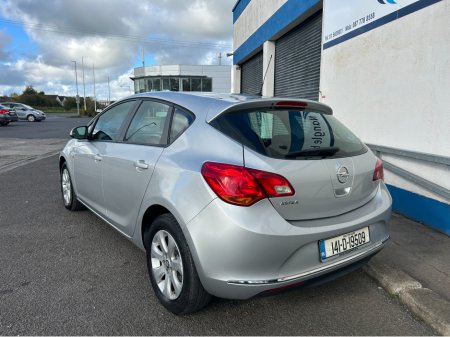 2014 Opel Astra SC 1.3 CDTI . www.nangleharris.ie. ALL CARS CHECKED WITH MOTORCHECK.IE CALL 01 5620011 €5,450