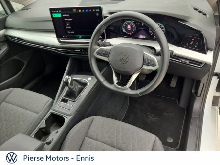 2025 Volkswagen Golf GOLF LAUNCH EDITION 1.5 TSI 115HP €32,950