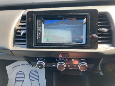 2020 Honda Fit 1.5i Petrol Hybrid Automatic €17,950 thumbnail