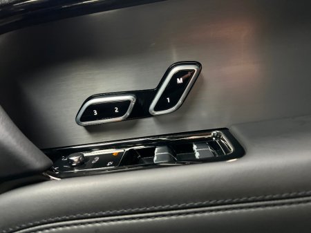 2023 Land Rover Range Rover Sport DYNAMIC SE P440E 440HP *PAN ROOF* €94,990 thumbnail