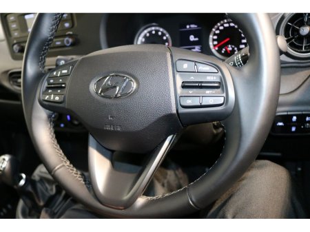 2021 Hyundai i10 DELUXE 1.0L PETROL HATCHBACK €16,995 thumbnail