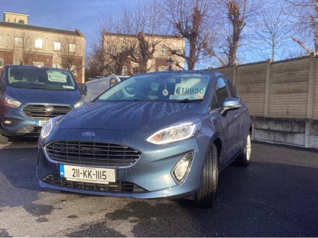 2021 Ford Fiesta ** ONLY 66KMS * F.S.H €18,950 thumbnail
