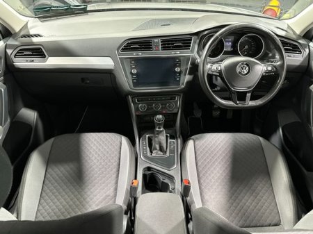 2019 Volkswagen Tiguan Comfortline 2.0 Tdi 150BHP Sunroof €23,800 thumbnail