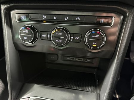 2019 Volkswagen Tiguan Comfortline 2.0 Tdi 150BHP Sunroof €23,800 thumbnail