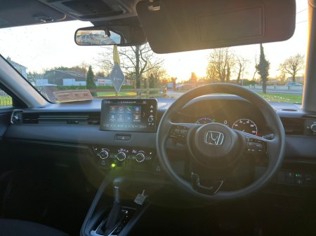 2024 Honda HR-V HR-V 1.5i-MMD e:HEV Elegance €35,950 thumbnail