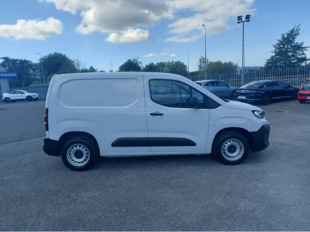 2025 Citroen Berlingo Berlingo LX100 bhp €29,120