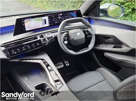 2025 Peugeot 3008 1.2 MHEV 145bhp eDCS6 GT €42,950 thumbnail