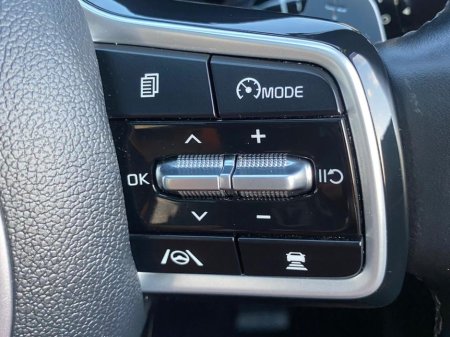 2022 Kia Sorento Phev K4 Auto 7 Seater *Only 45, 000kms *SPECTACULAR CONDITION*Top Spec, Glass Roof, Reversing Camera, Selectable Drive Mode, Bluetooth, Media Conne €46,900