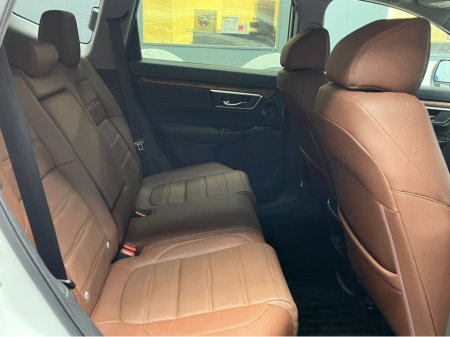 2019 Honda CR-V 2019 HONDA CR-V AUTOMATIC HYBRID LEATHER ELECTRIC SEATS - CRUISE CONTROL - REVERSE CAMERA €27,950 thumbnail