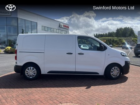 2017 Citroen Dispatch M PV BLUEHDI115 MYB0 €10,950