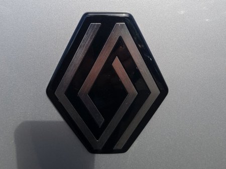 2026 Renault Master 170 LWB EX VAT PRICE DISPLAYED €39,740 thumbnail