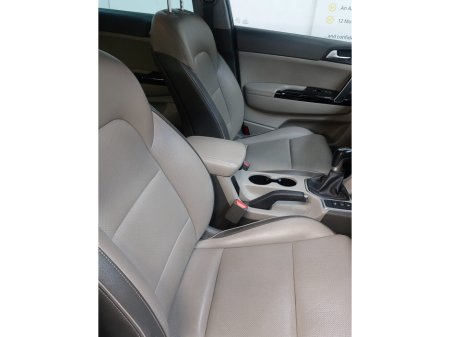 2017 Kia Sportage 1.7 PLATINUM : Leather Seats / Rev Camera / Sat Nav €14,750 thumbnail