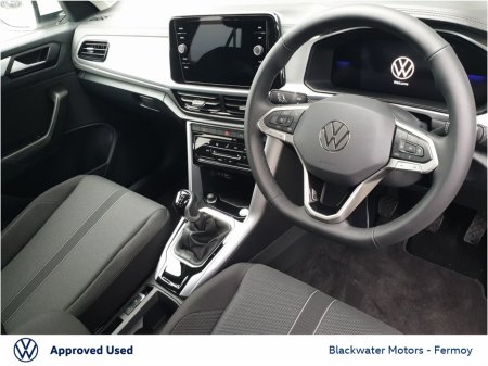 2026 Volkswagen T-Roc T-ROC ED 75 2.0TDI M6F 116HP thumbnail