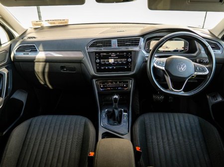 2023 Volkswagen Tiguan Allspace Allspace 2.0tdi 150 5DR AUTO €40,750 thumbnail