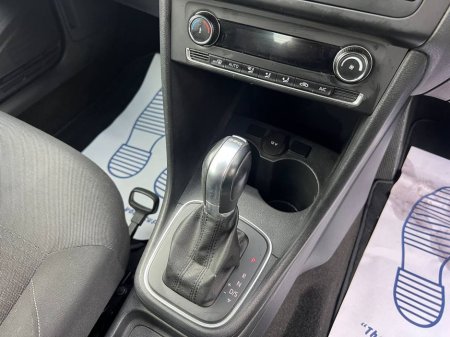 2016 Volkswagen Polo COMFORTLINE 1.2 TSI // 15" ALLOYS // NCT UNTIL 2028 // DIGITAL CLIMATE CONTROL €12,900 thumbnail