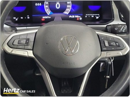 2023 Volkswagen T-Roc LIFE TDI 2.0 Diesel Manual €27,495 thumbnail