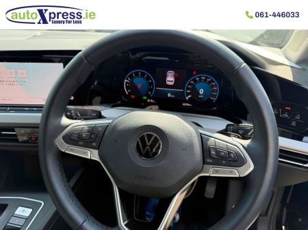2022 Volkswagen Golf 1.0 ETSI Automatic, Reversing camera €24,995