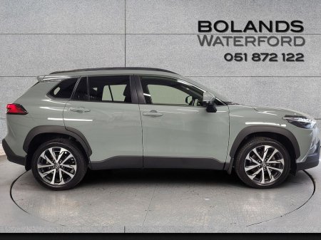 2024 Toyota Corolla Cross 1.8 Hybrid Luna Hatchback €33,975