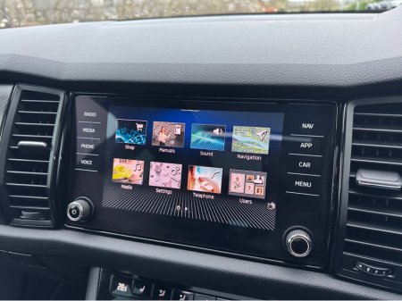 2021 Skoda Kodiaq 2.0 TDi SPORTLINE DSG AUTO 150 BHP  7 SEATER €39,950 thumbnail