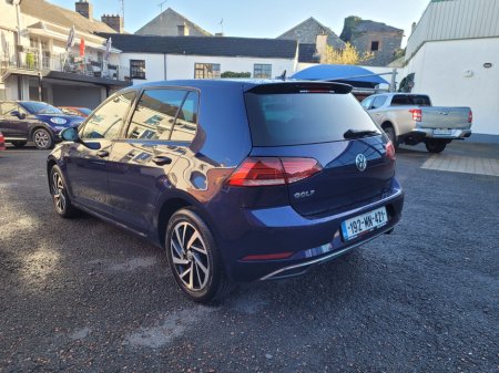 2019 Volkswagen Golf **SOLD**1.6 TDI MATCH 115PS 5DR €17,995 thumbnail