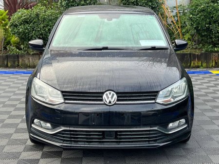 2016 Volkswagen Polo COMFORTLINE 1.2 TSI // 15" ALLOYS // NCT UNTIL 2028 // DIGITAL CLIMATE CONTROL €12,900 thumbnail