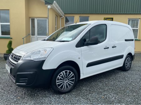 2018 Peugeot Partner PROFESSIONAL 1.6 HDI 3 Seats