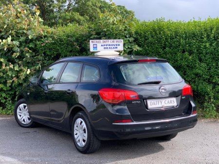 2016 Opel Astra E 1.6 CDTI 110PS 5DR €8,450