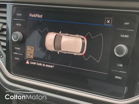 2019 Volkswagen T-Roc Design 1.6 TDi 115bhp €19,450 thumbnail