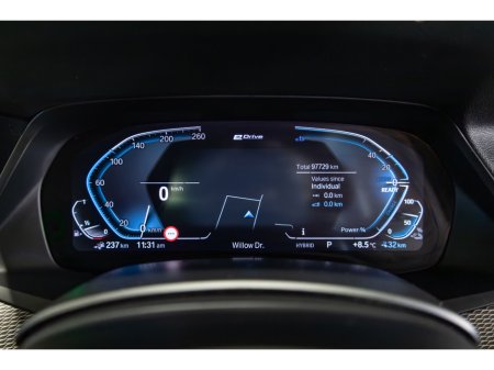 2022 BMW X5 xDrive45e M Sport €61,950 thumbnail