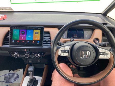 2020 Honda Fit 1.5i Petrol Hybrid Automatic Luxe Model €19,750 thumbnail