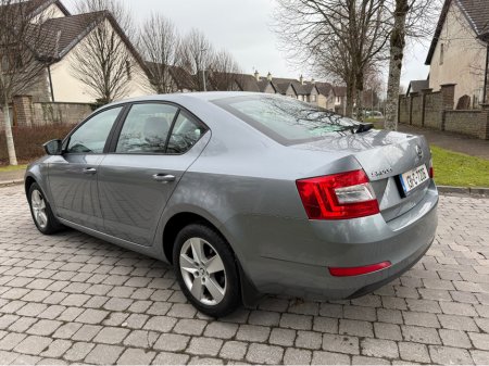 2013 Skoda Octavia AMBITION 1.2 TSI 105HP 4DR €8,950